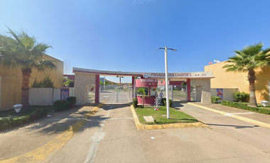 Casa en Circuito San Gabriel, Santa Martha, Coatzacoalcos, Veracruz de Ignacio de la Llave NO CREDITOS