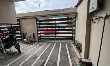 CASA RENTERA 5 DEPARTAMENTOS - TOTORACOCHA -CUENCA