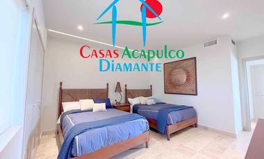 Departamento con vista parcial al mar y 3 estacionamientos