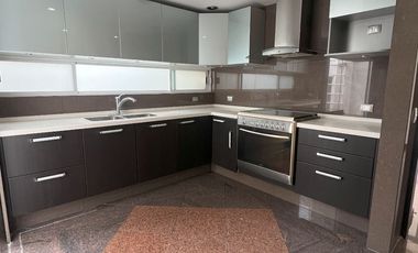 Casa en RENTA EN BOSQUES DE ANGELOPOLIS excelente iluminación y distribución