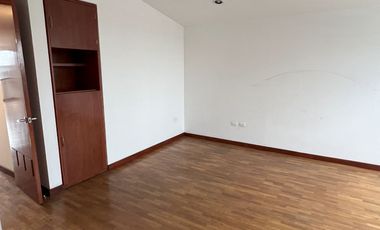 Casa en RENTA EN BOSQUES DE ANGELOPOLIS excelente iluminación y distribución