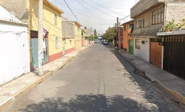 HERMOSA CASA EN VENTA EN IZTAPALAPA, CONSEJO AGRARISTA, CDMX - ADJUDICADA