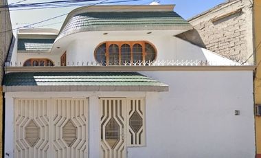 HERMOSA CASA EN VENTA EN IZTAPALAPA, CONSEJO AGRARISTA, CDMX - ADJUDICADA