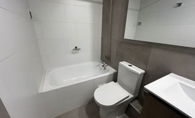 SE ARRIENDA DEPARTAMENTO 2D2B + ESCRITORIO - METRO VICENTE VALDES