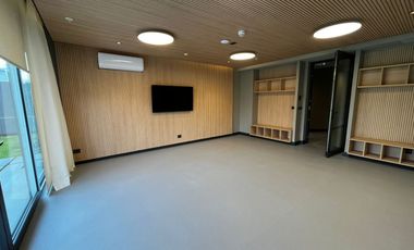 SE ARRIENDA DEPARTAMENTO 2D2B + ESCRITORIO - METRO VICENTE VALDES