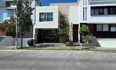 Casa En Venta Punto Sur