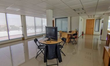 Edificio en renta en Metepec en la purísima ideal para oficinas amplias.