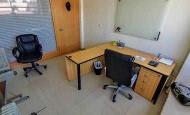 Edificio en renta en Metepec en la purísima ideal para oficinas amplias.