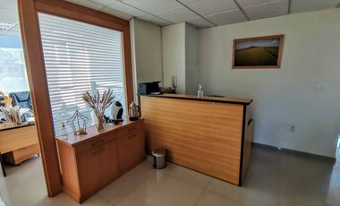 Edificio en renta en Metepec en la purísima ideal para oficinas amplias.