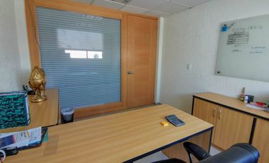 Edificio en renta en Metepec en la purísima ideal para oficinas amplias.