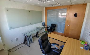 Edificio en renta en Metepec en la purísima ideal para oficinas amplias.