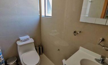 Edificio en renta en Metepec en la purísima ideal para oficinas amplias.