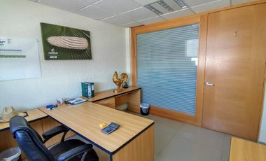 Edificio en renta en Metepec en la purísima ideal para oficinas amplias.