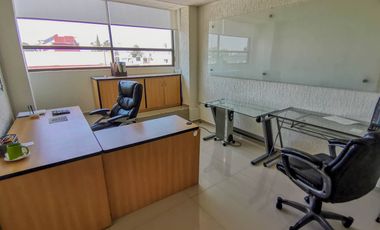 Edificio en renta en Metepec en la purísima ideal para oficinas amplias.