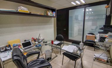 Edificio en renta en Metepec en la purísima ideal para oficinas amplias.