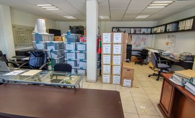 Edificio en renta en Metepec en la purísima ideal para oficinas amplias.