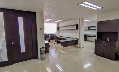 Edificio en renta en Metepec en la purísima ideal para oficinas amplias.