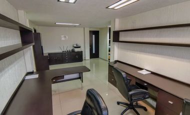 Edificio en renta en Metepec en la purísima ideal para oficinas amplias.