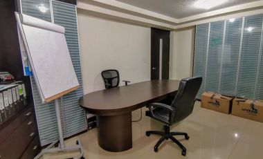 Edificio en renta en Metepec en la purísima ideal para oficinas amplias.