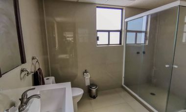 Edificio en renta en Metepec en la purísima ideal para oficinas amplias.