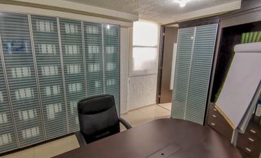 Edificio en renta en Metepec en la purísima ideal para oficinas amplias.