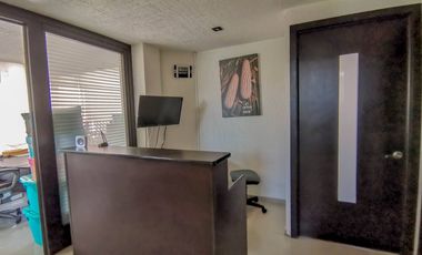 Edificio en renta en Metepec en la purísima ideal para oficinas amplias.