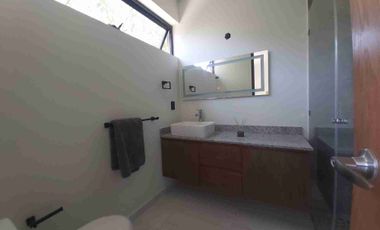 VENTA DE CASA EN ZONA NUEVA GALICIA, ZAPOPAN SUR