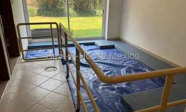 Pent House en Hacienda de las Palmas con vista espectacular #25-3130