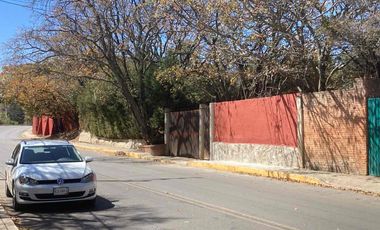 Renta, ideal para canchas o bodegas