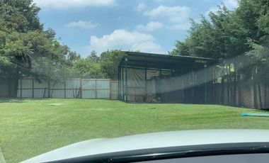 Renta, ideal para canchas o bodegas