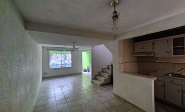 CASA EN VENTA COFRADIA II, C. IZCALLI