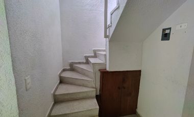 CASA EN VENTA COFRADIA II, C. IZCALLI