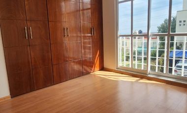 Venta casa dentro de fracc privado mision san diego