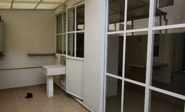 Venta casa dentro de fracc privado mision san diego