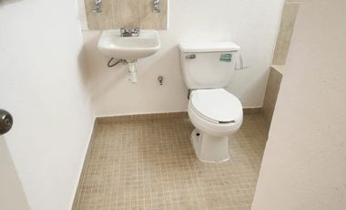 Venta casa dentro de fracc privado mision san diego