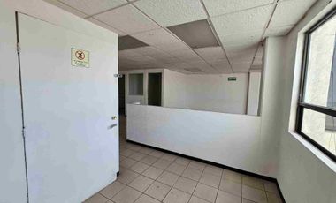 Edificio en Renta sobre 25 Poniente, Col. Los Volcanes – Ideal para Oficinas, Negocio o Escuela