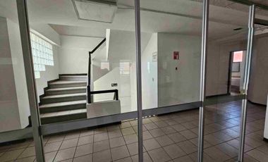 Edificio en Renta sobre 25 Poniente, Col. Los Volcanes – Ideal para Oficinas, Negocio o Escuela