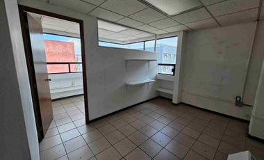 Edificio en Renta sobre 25 Poniente, Col. Los Volcanes – Ideal para Oficinas, Negocio o Escuela