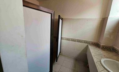 Edificio en Renta sobre 25 Poniente, Col. Los Volcanes – Ideal para Oficinas, Negocio o Escuela