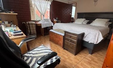 Se Vende sitio con 2 cabañas y 2 departamentos en Horcón, Puchuncaví.