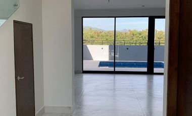 Casa en VENTA, Carretera Nacional