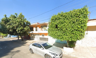 Casa en Venta Oblatos Poniente Guadalajara Jalisco Adjudicada