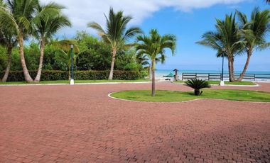 Lote de 570 m2 en la Urbanización Playa Escondida en el cantón Jama de la provincia de Manabí, Ecuador