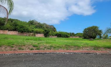 Lote de 570 m2 en la Urbanización Playa Escondida en el cantón Jama de la provincia de Manabí, Ecuador