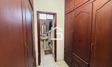 Edificio en Venta en Machala, El Oro