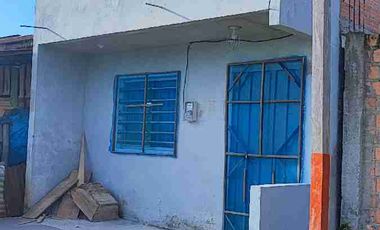 En Venta Casita de dos pisos construcción Nueva con Vista al Frente y al Río Nanay, Distrito de Punchana, Maynas, Loreto