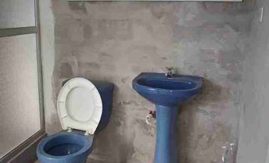 En Venta Casita de dos pisos construcción Nueva con Vista al Frente y al Río Nanay, Distrito de Punchana, Maynas, Loreto