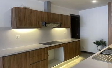 ¡En venta moderno departamento único en el sector vergel!