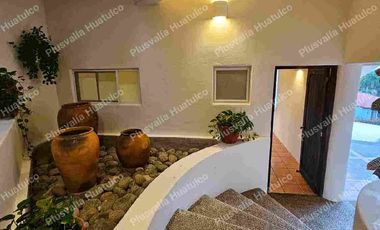 En venta Residencia con vista al Mar