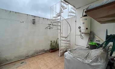 CASA EN RENTA AMUEBLADA Y CLIMATIZADA EN PRIVADA CON 3 RECÁMARAS, ALBERCA. CERCA DE PLAYAS Y PLAZAS EN BOCA DEL RÍO CON MTTO INCLUIDO $16,999